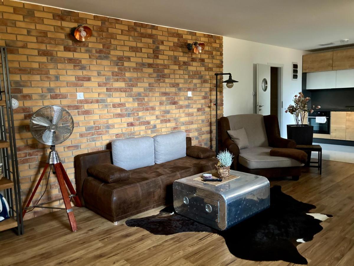 Underground Apartment Bratislava-Nivy Zewnętrze zdjęcie